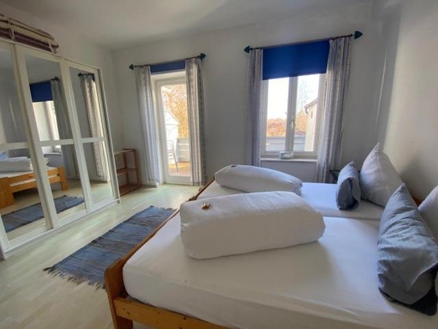 Ferienwohnung Am Franziskanergarten Bad Tölz Habitación foto